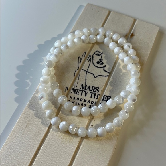 6MM MOTHER OF PEARL - Picture 5 of 7